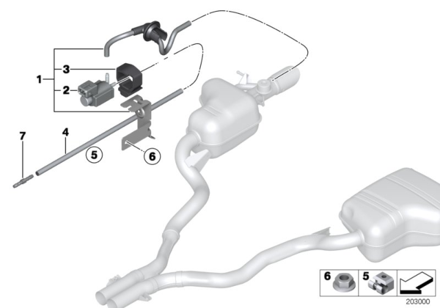 2013 BMW Z4 Electric Changeover Valve With Bracket Diagram for 18307586758
